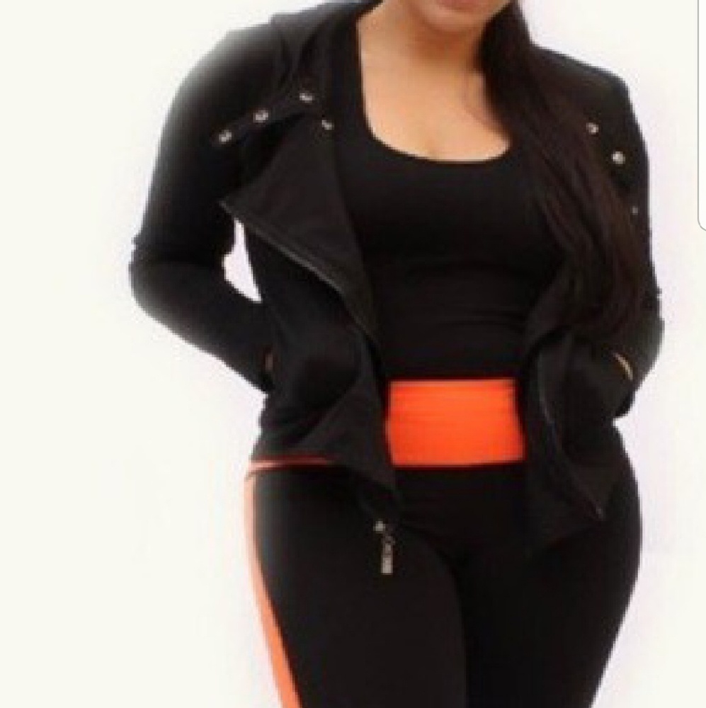 BLACK HOODED ZIP JACKET - Picture 3 of 7